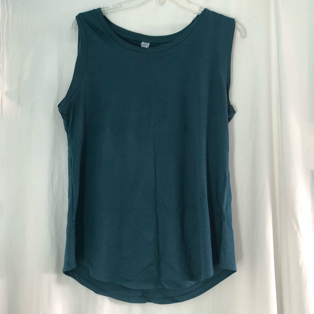 Casual blue tank top